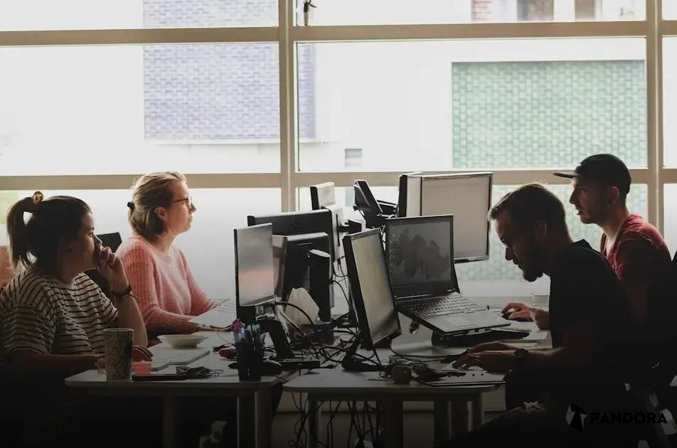 Upskilling vs. Reskilling: Discover Key Differences Now